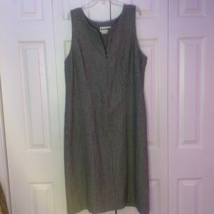 Black and white Joan Leslie Front zip up dress||